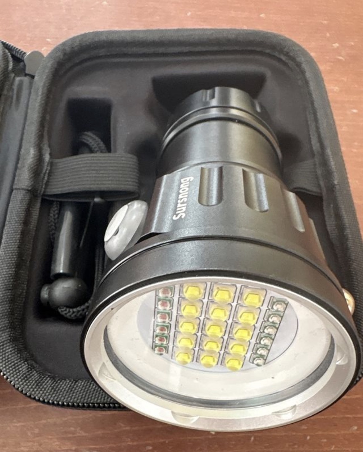 Linterna Sursnong LED Sumergible