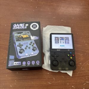 Consola Retro R36S Portátil